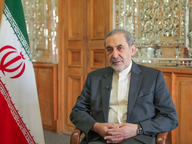 ولایتی: ایران در مقابله با هر تهدید خارجی آماده است ولایتی: ایران در مقابله با هر تهدید خارجی آماده است