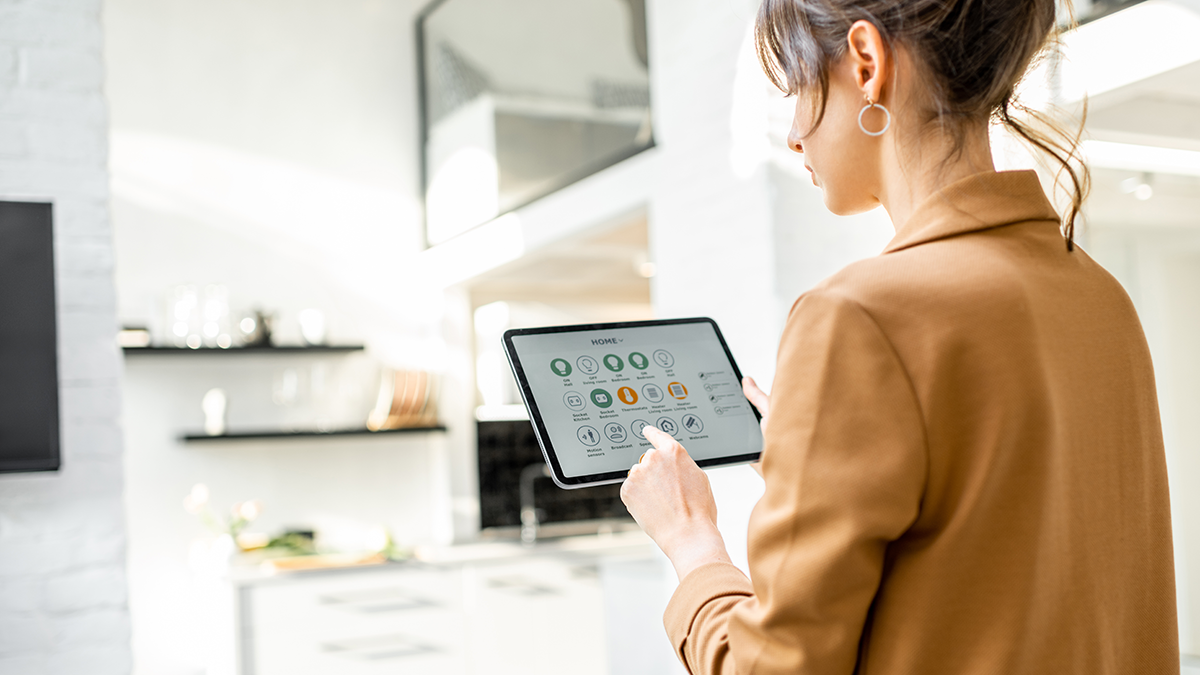 تأثیر فناوری و نوآوری‌های دیجیتال بر زندگی روزمره و اقتصاد