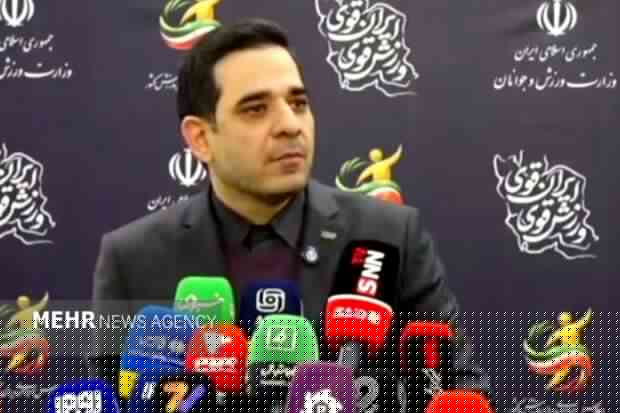 حضور انگیزشی رئیس فدراسیون در کنار بلندقامتان والیبال