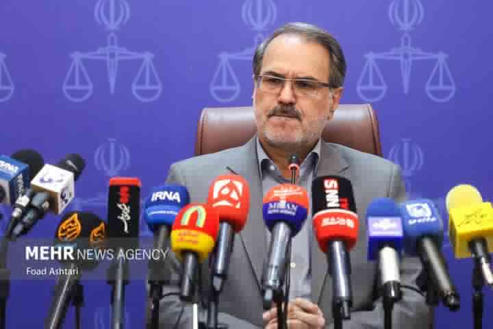 خدائیان: بخشی از مشکلات ارزی ناشی از کوتاهی بانک مرکزی است